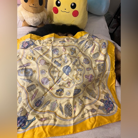 Hermes Qu Importe Le Flacon Yellow Silk Scarf with Box - Picture 3 of 13